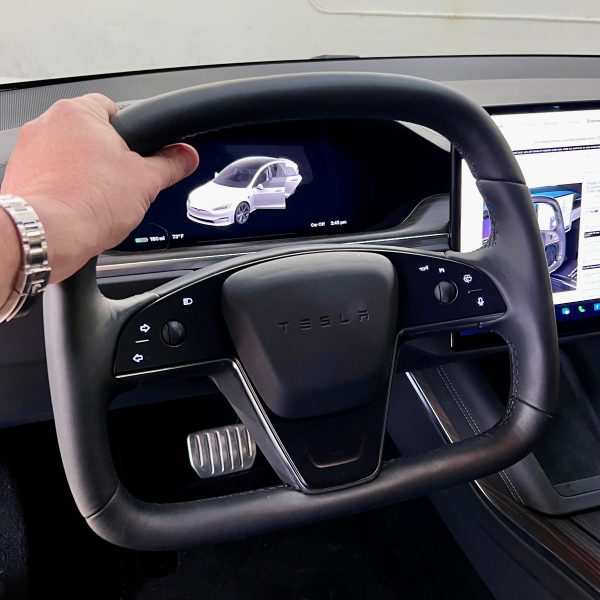 2021-2023 | Model S & X Leather Yoke D-Round Steering Wheel Discount - Image 2